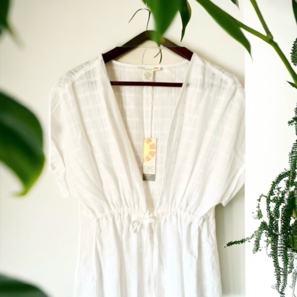 C&C California White Coverup - Picture 5 of 10